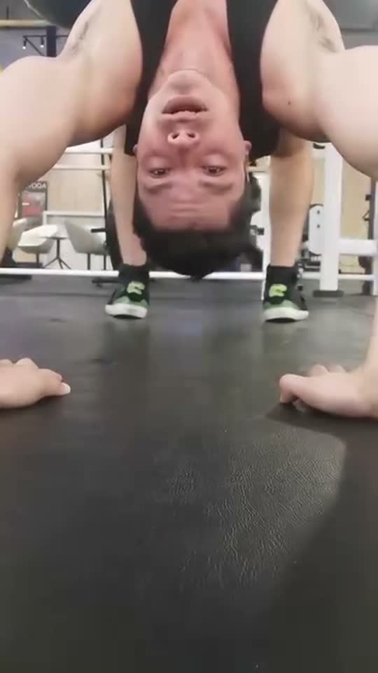 ponte, a mais difícil de todas. Socorro! Não consigo levantar depois disso 😅⚰️