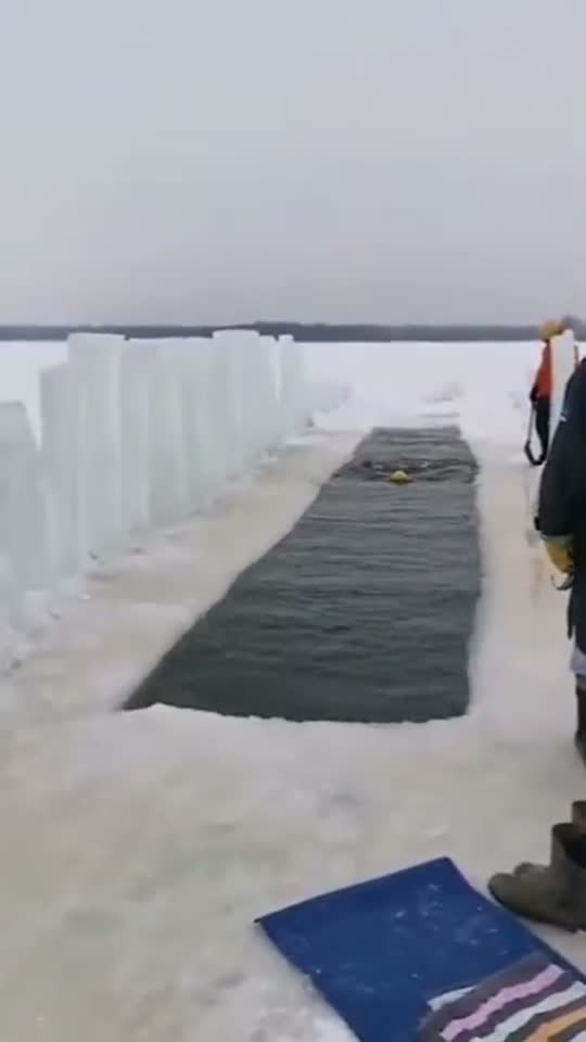 4h to reopen 70% of the ice pool at -20ish°c 🥶🧊🏊♂️🌤️